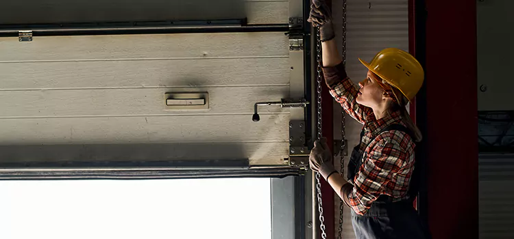 Addressing Common Garage Door Stoppage Issues in Copiague, NY