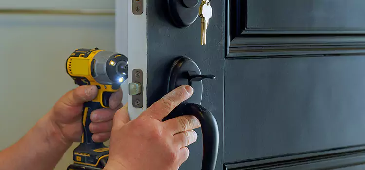 Commercial Door Lock Installation Copiague